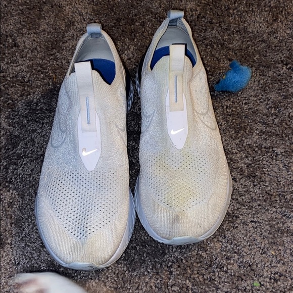 Nike shoes| $40 is the lowest! - Picture 2 of 3